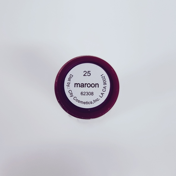 ⭐4/$15 Italia Deluxe Mousse Matte Lipstick Maroon - Picture 7 of 8